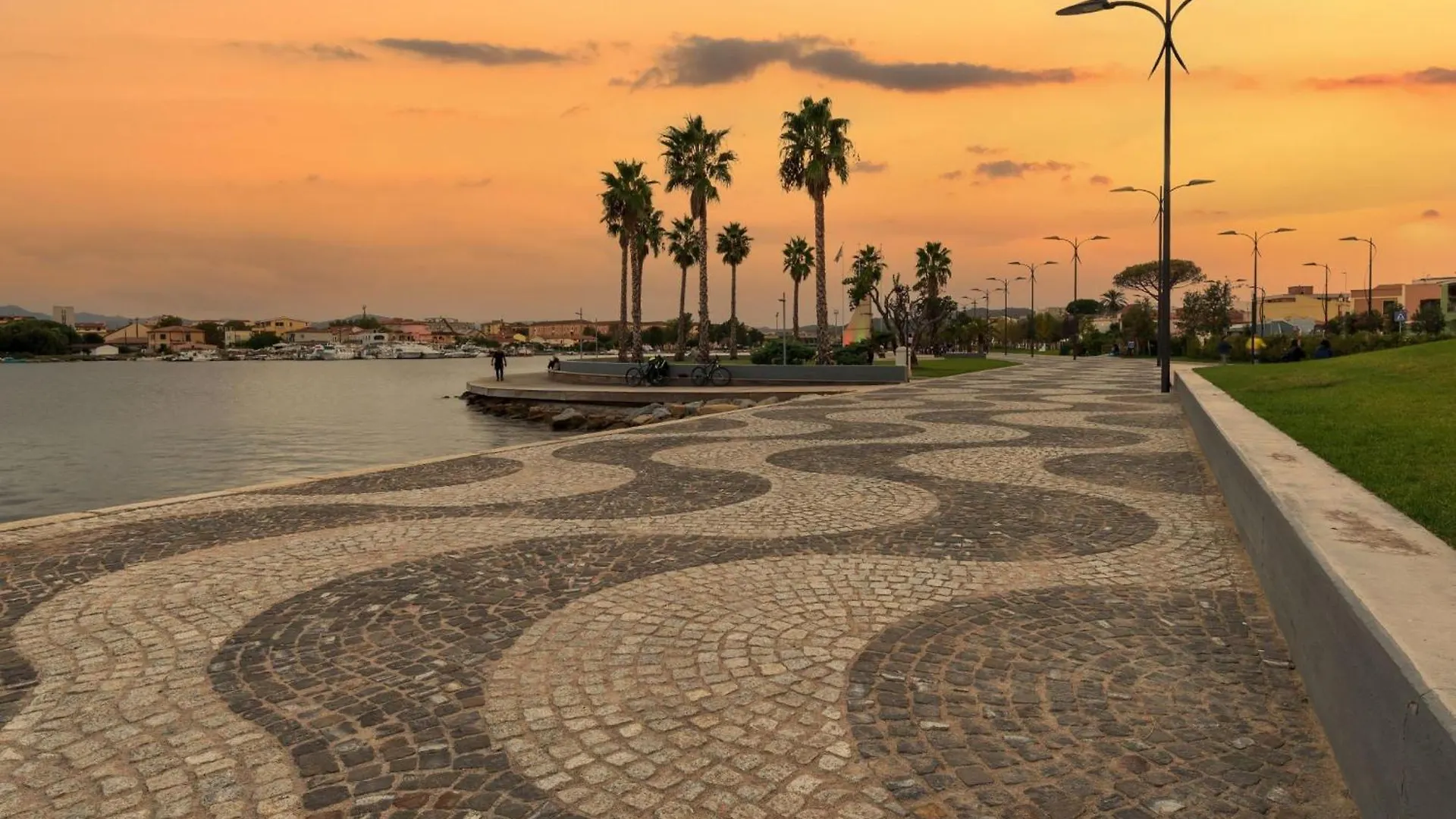 Glori House 50M From Marina Di Olbia - Happy Rentals